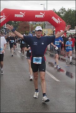 Uli Baumann beim Köln-Marathon 2008